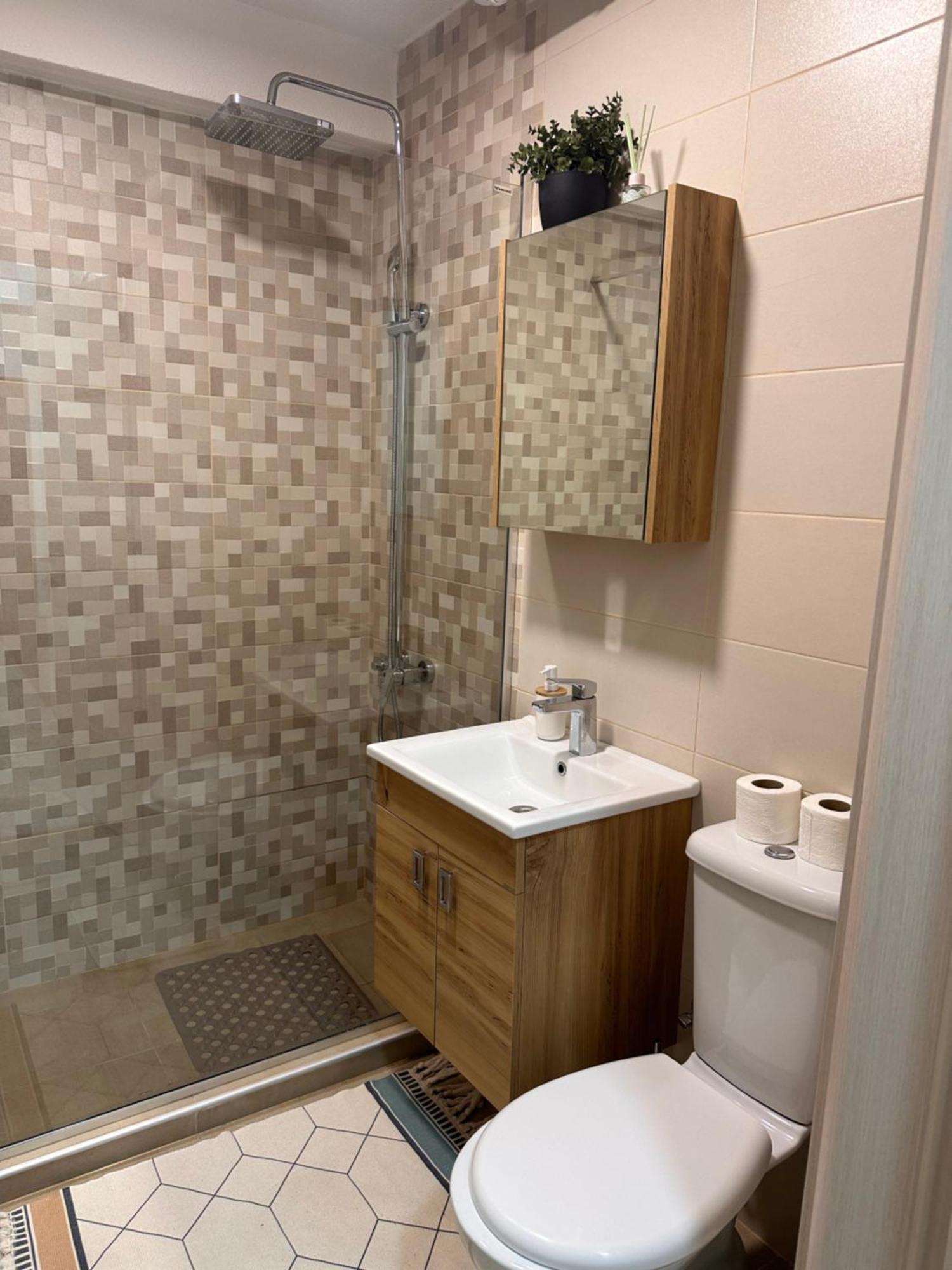 Viktor Apartment Kumanovo Buitenkant foto